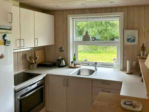 Family House With Large Garden By Ho Bay