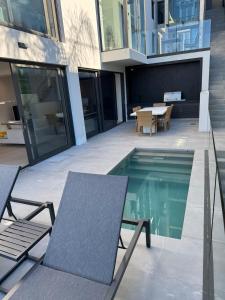 Leonidas Villa - Exclusive New Villa in Fresnaye