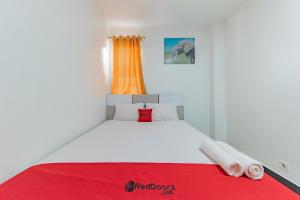 RedDoorz Syariah at Hotel JK Veteran Buntok