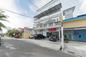 RedDoorz Syariah at Hotel JK Veteran Buntok