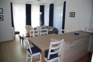 Ulmenschlösschen - 16-01