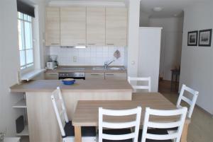 Ulmenschlösschen - 16-01