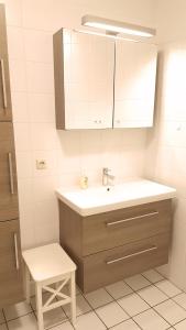 Ulmenschlösschen - 16-01