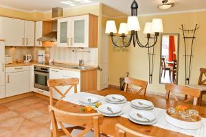 Palais am Park - 14-19