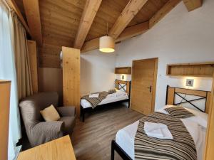 Chalets Jasná Centrum APARTMENT F - Free Jacuzzi & Sauna and Chopok view