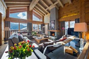 Refined Verbier Chalet With Scenic Views