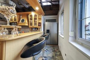 Iconic House near Vineyards