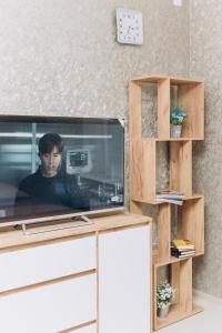 High Standard 1-bd Apartment Manufacture