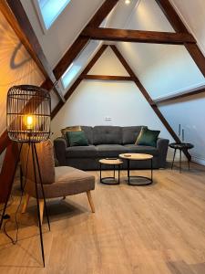 B&B Mirre