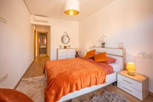 Modern Hivernage Appt New 2-BR w Pool & Terrace