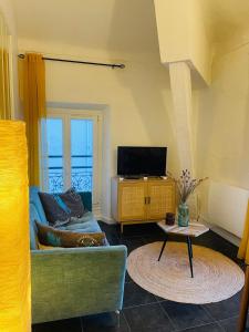 Bright apartment in Cannes for 5 people