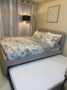 Sofi Staycation- Aurora Escalades