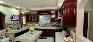 Tropical Oasis - your home away from home