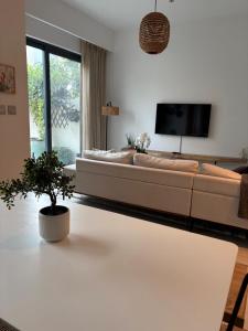 Bright & Stylish 4BR Villa