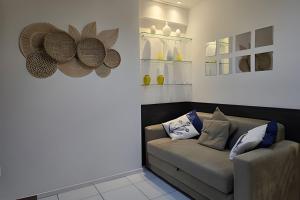 Apto com excelente localização e piscina no topo