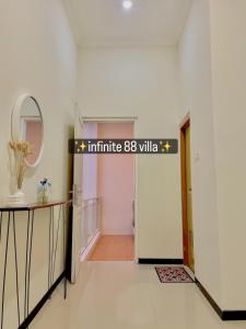 Infinite 88 Villa Batu