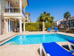 Sunset Beach Club Aqua Lettings Oyster 1