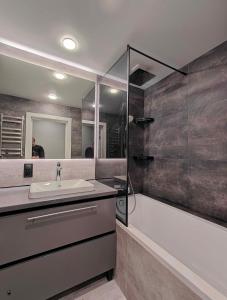 Globa park lux apartment