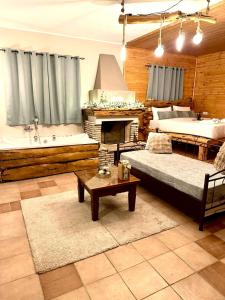 Suites Efharis Filoxenon