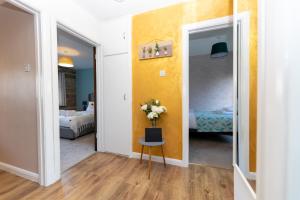 2-Bedroom Cozy Apt w parking and sunny garden