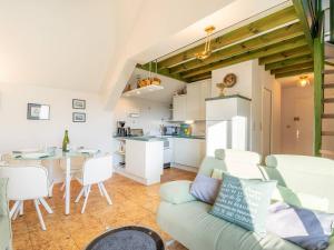 Carnac : Appt 2P+Mezz, Plage à 100m, Parking, Animaux admis - FR-1-477-56