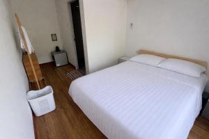 Koh Mook Morakot House