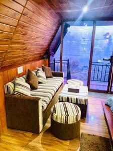 Brown Lodge - Nuwara Eliya