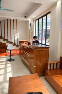 Khách Sạn Thành Trung Vàn Chảy