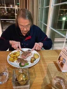 Oomes Huus - Sleep by Hästens, Wake with Coffee