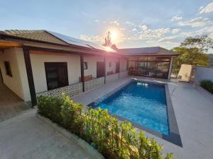 Recanto Cajarana Atibaia - piscina aquecida, linda vista