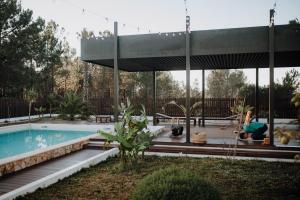 Surf & Yoga Retreats Portugal