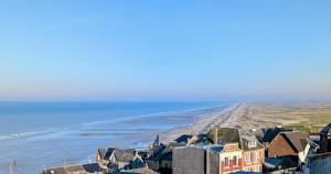 Vues mer exotique, au pin Bleu Majorelle - 3 étoiles