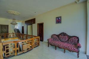 Aahan hills