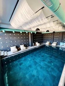 MILMARI STAR S71 LUX