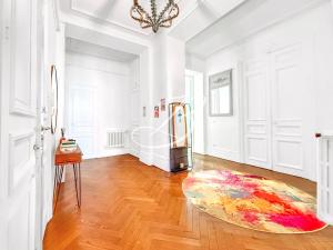 Le Bourgeois Spacious 3 Bedroom Apartment