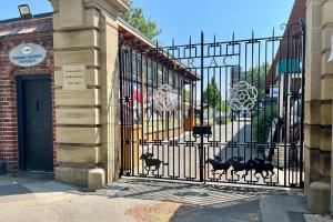 The Knavesmire - Quaint Victorian Home - Free Parking - Pet Friendly