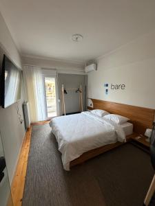 Vintage Chic Apartment 3 from the Metro