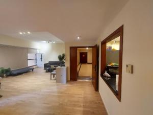 Dubai Short Stay Vacation Homes Rental Room