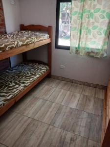 CASA CHALET con PARQUE