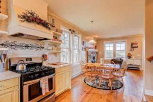 Moose Crossing Warm Springs Retreat in Fairplay, CO