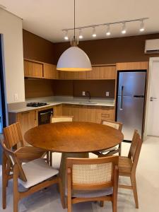 Cobertura dois mares churrasqueira e jacuzzi