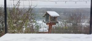 Házikó a Domboldalon