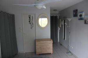 Studio lEchappée mandréenne le calme entre mer et forêt