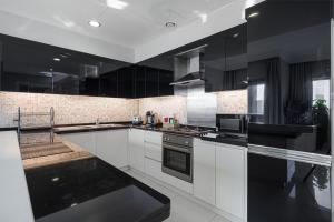 Burj Khalifa view - 2 BR apartment in Downtown