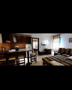 قريه الدهبيه