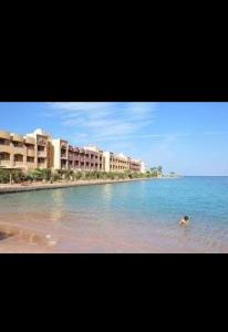 قريه الدهبيه