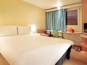 Hotels ibis Chambery : photos des chambres