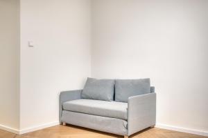 Modern City Apartment with Balcony by Rentez