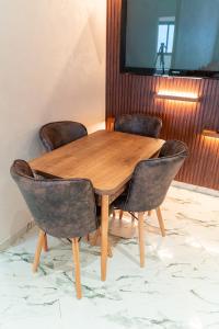 Appartement moderne, Gare 2min & Stade 6min, wifi