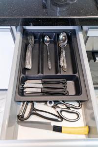 Appartement moderne, Gare 2min & Stade 6min, wifi